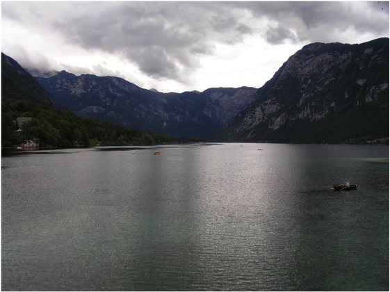 (./datoteke/jezero.png)