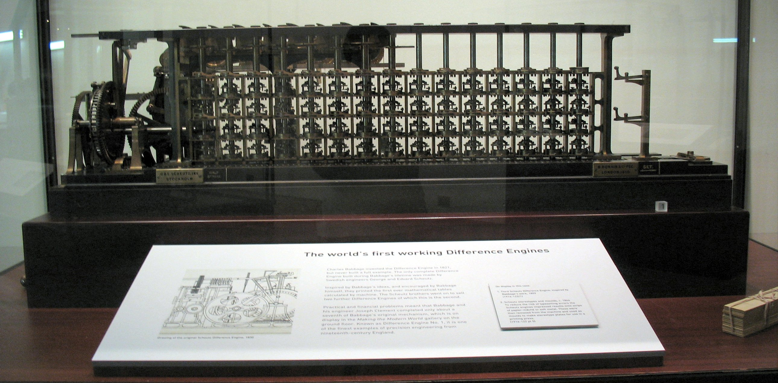 (03-prvi_delujoci_diferencialni_stroj.jpg)