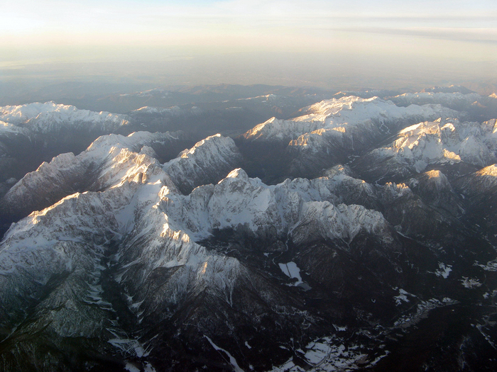 (./cached_files/dedi_118/736--velika--Mangart-1.jpg)